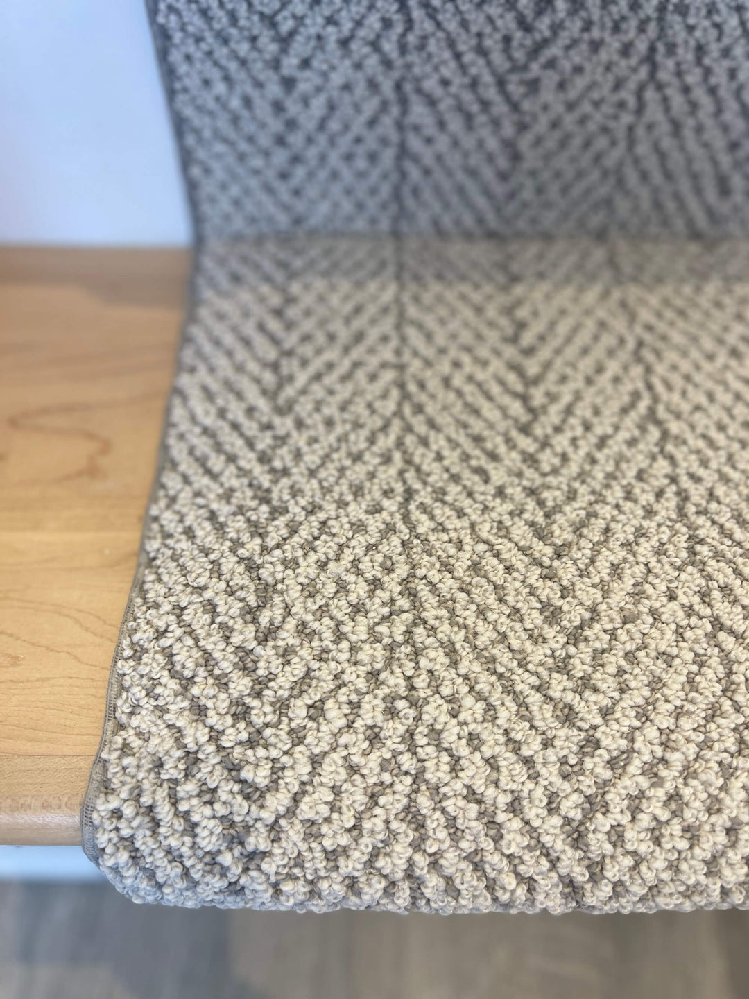 best-herringbone-carpet-runner-for-pets