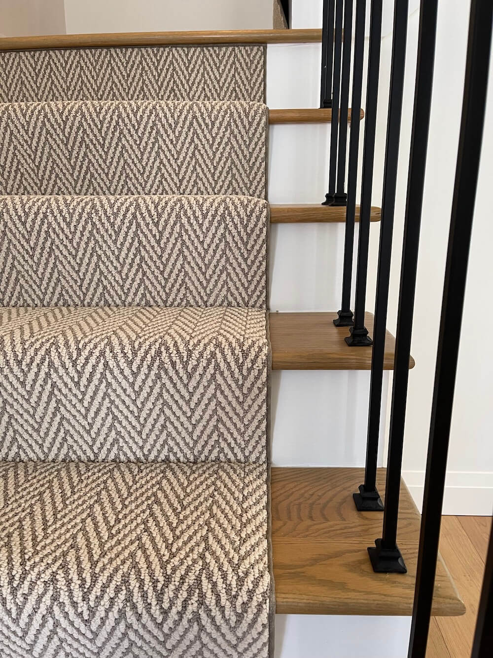 carpet-runner-for-stairs