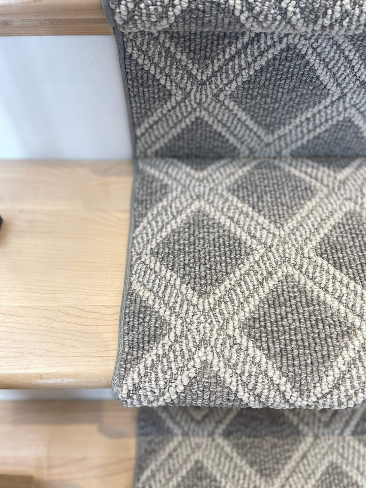 farmhouse-style-carpet-runner