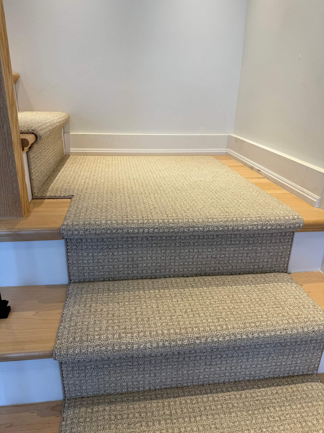 left turning stair runner landing carpet